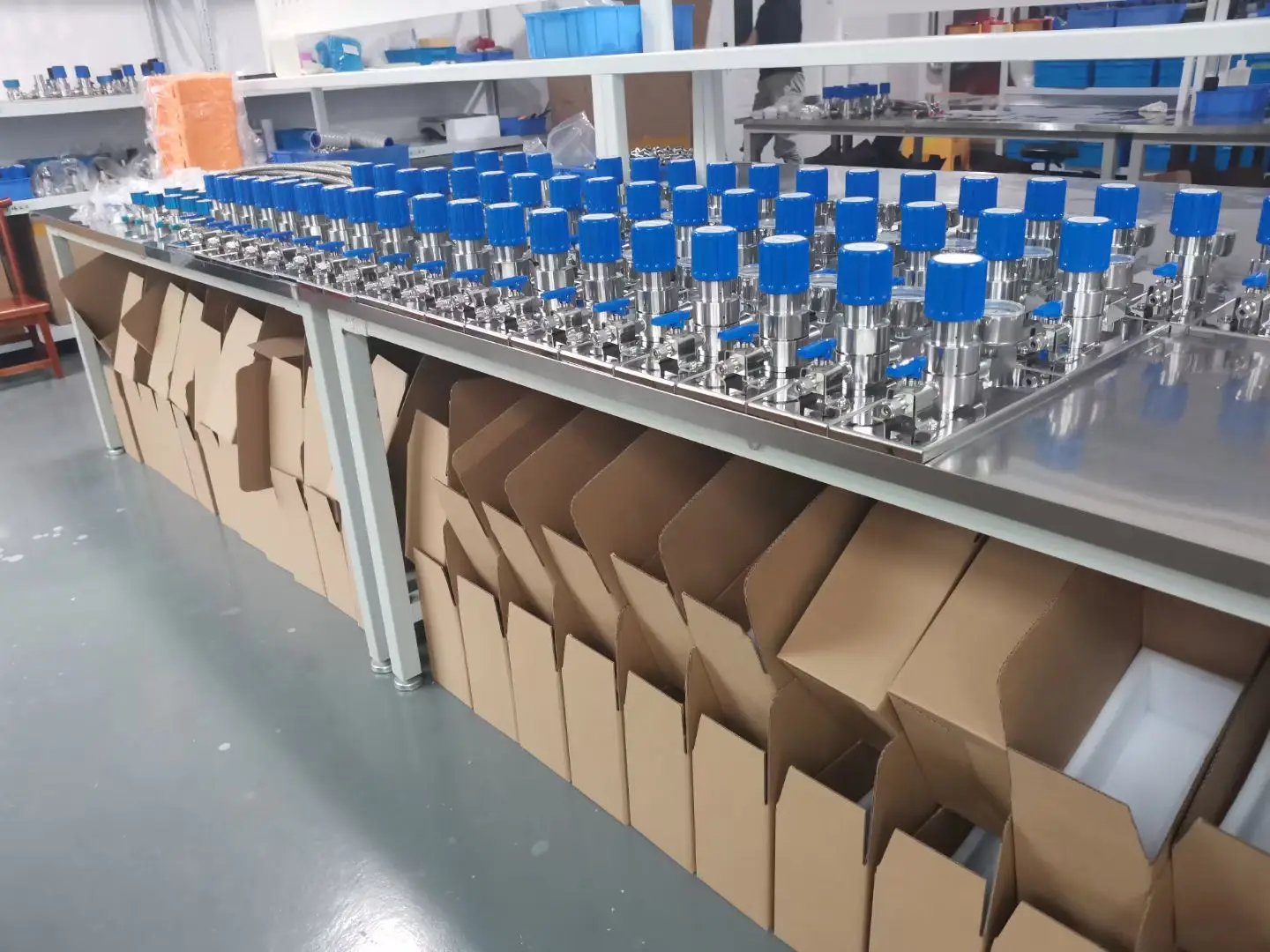 LITEN products prepared for cleanroom packaging